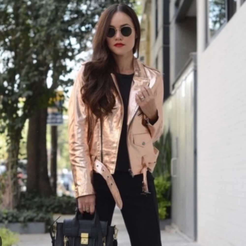 Gently worn, size M Beautiful Rose gold cropped leather jacket.